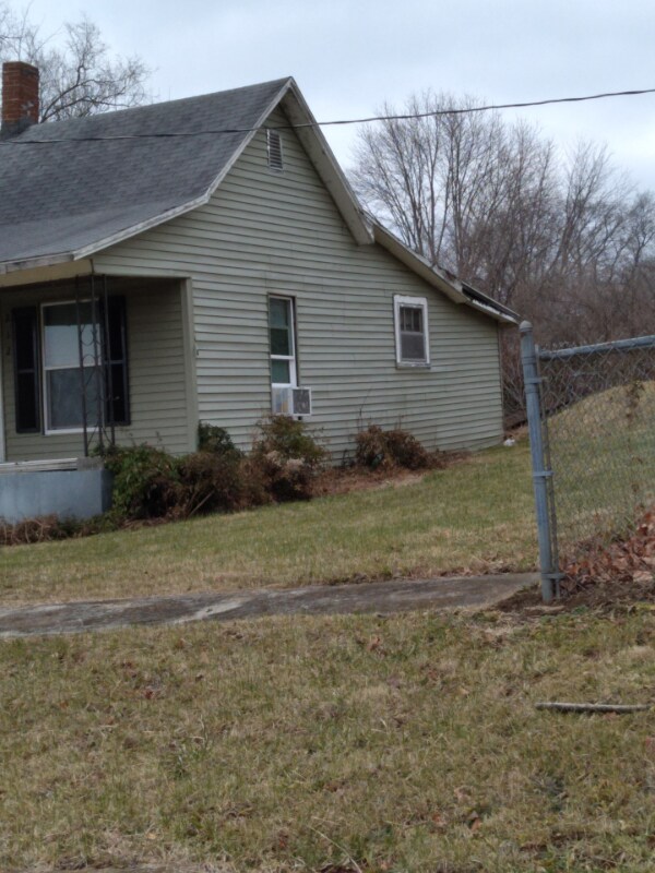 212 Oak St, Leadwood, MO 63653 House Rental in Leadwood, MO