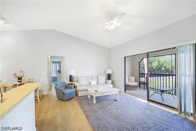 Foto del edificio - 2058 Arbour Walk Cir