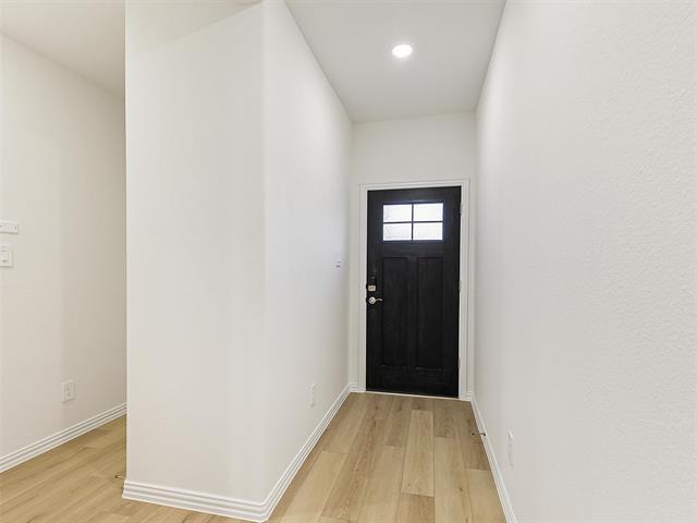 Building Photo - 506 Cottner Dr