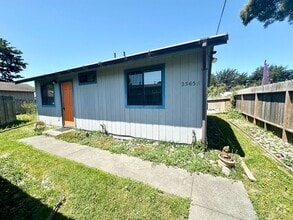 Building Photo - 2565 Wyatt Ln