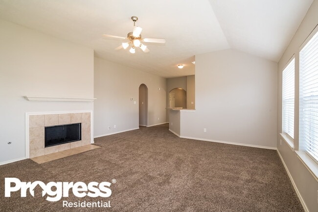 Foto del edificio - 16419 Great Ridge Ct