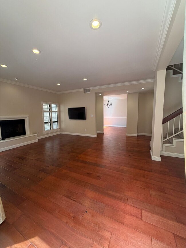 Foto del edificio - 1734 N Verdugo Rd