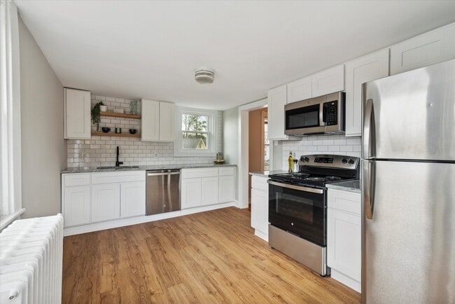 Gourmet Kitchen - 45 S Wyoming Ave House