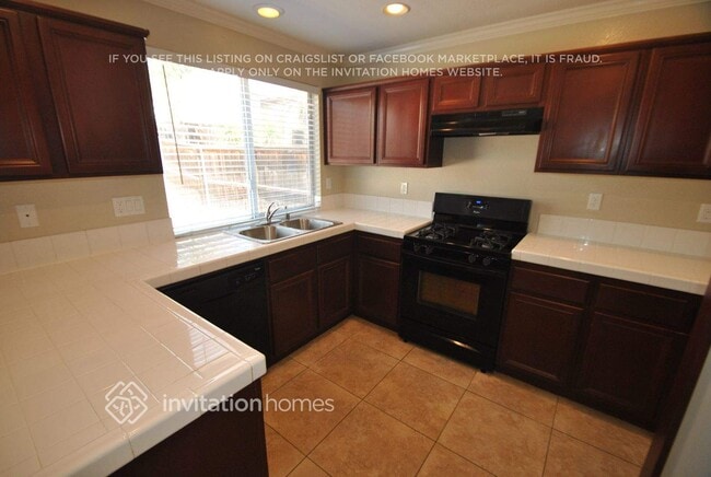 Foto del edificio - 40627 Cartier St