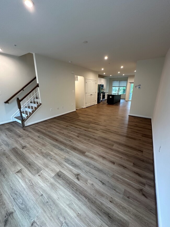 Foto del edificio - 1104 Thomas Trl