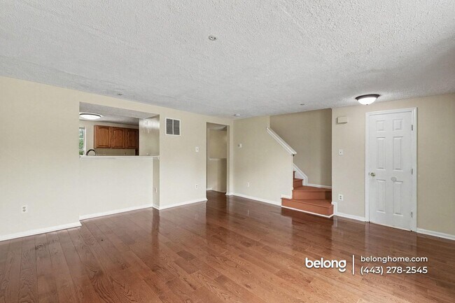 Building Photo - 8918 Pembrook Woods
