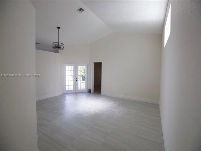 Building Photo - 355 NW 107th Ave