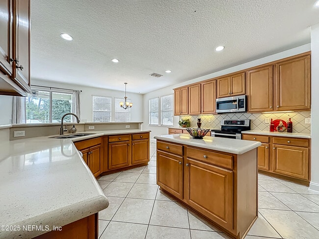 Building Photo - 346 Hefferon Dr