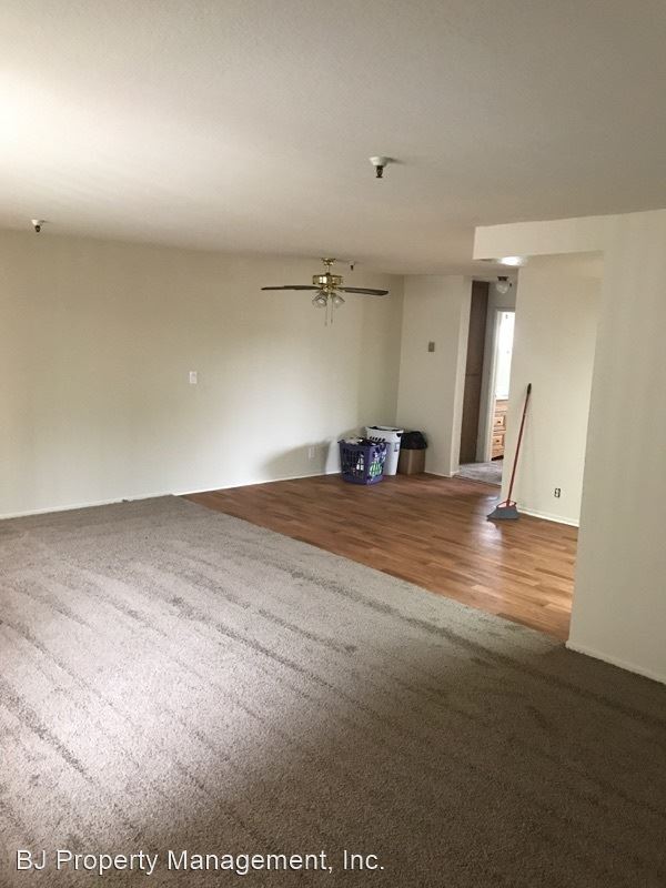 Building Photo - 3137 139th St