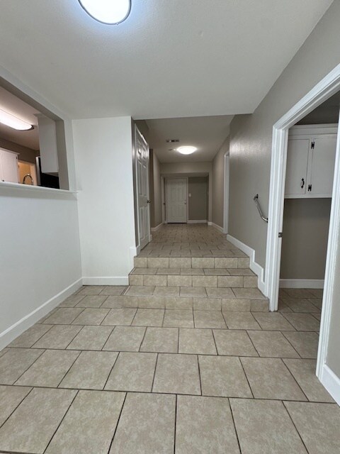 Foto del edificio - 728 Redwater Rd