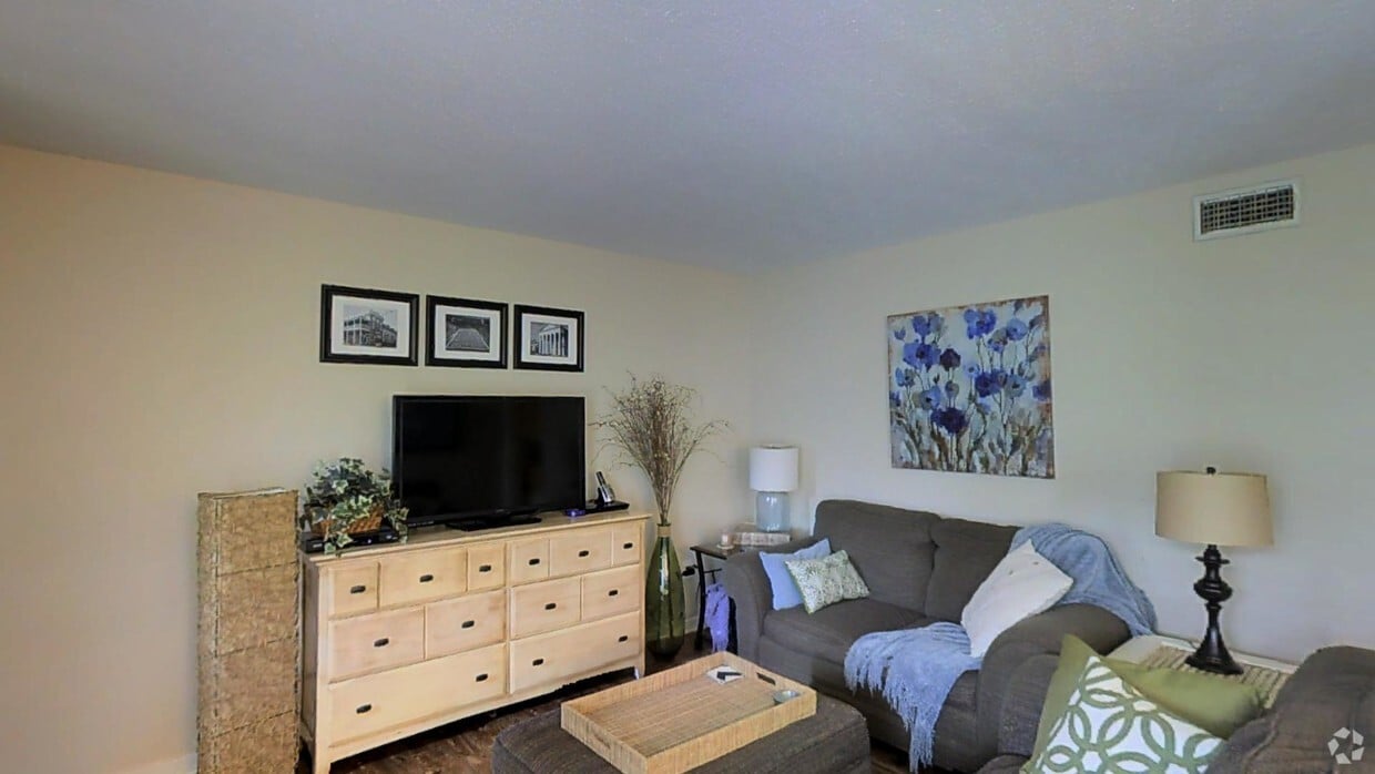Photo - Vieux Carre Apartments