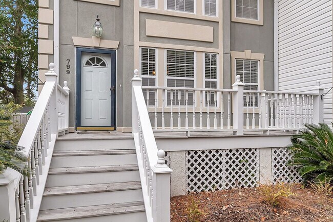 Foto del edificio - Beautiful 3-Bedroom Home in the Heart of Charleston!