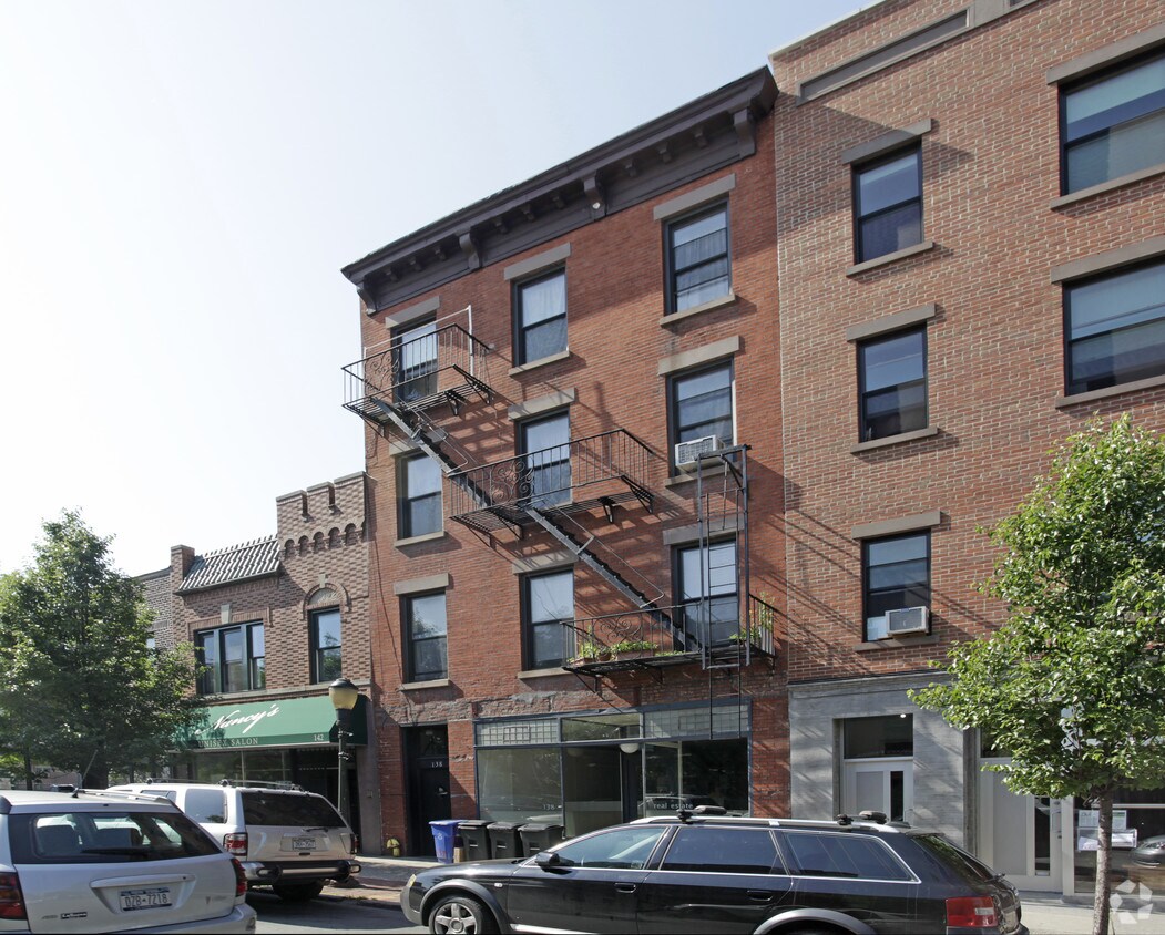 Foto principal - 138 Union St