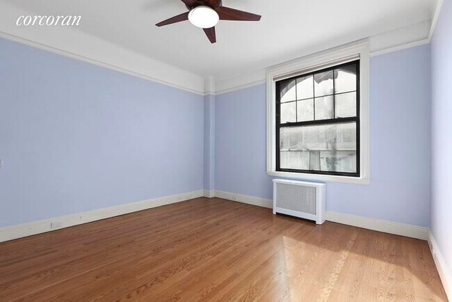 Foto del edificio - 215 W 98th St