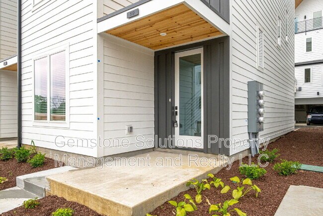 Foto del edificio - 512 Cliff Cir