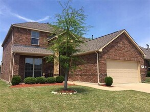Building Photo - 408 Riverstone Way