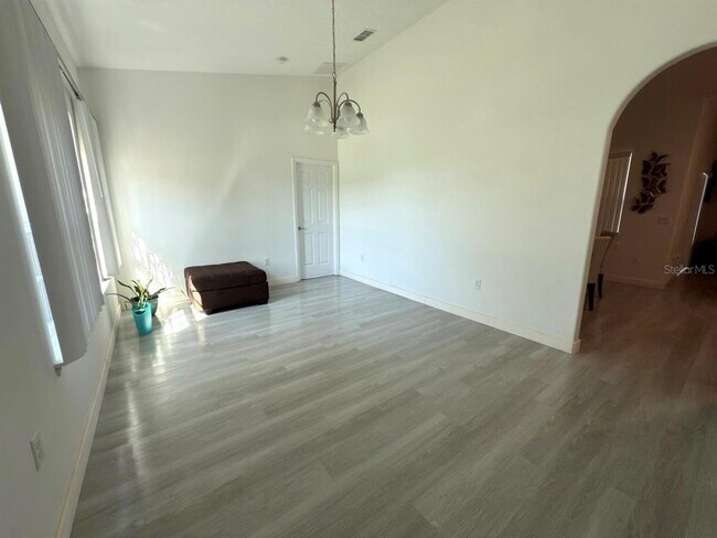 Foto del edificio - 1107 Doncaster Ct