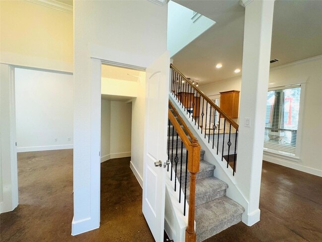 Foto del edificio - 609 Franklin Blvd