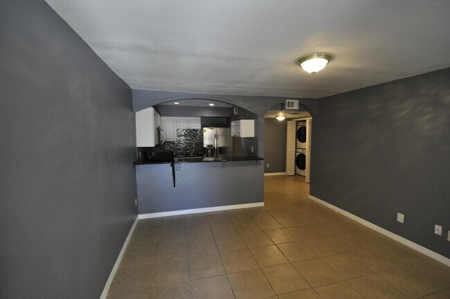 Foto del edificio - 7652 Forest City Rd