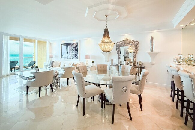 Foto del edificio - 2110 N Ocean Blvd