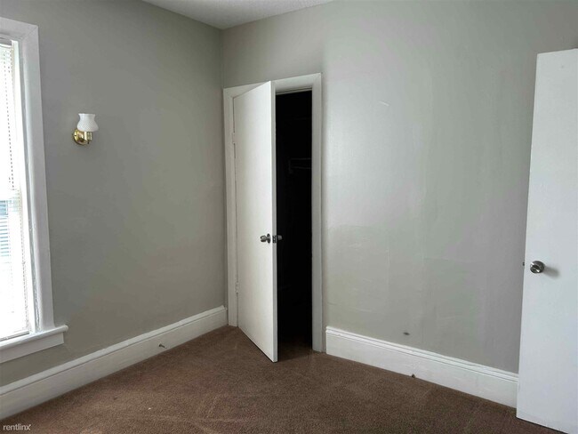 Foto del edificio - 1 br, 1 bath Townhome - 406 W Morrell St U...