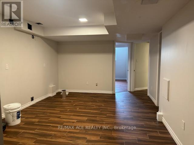Building Photo - 4 Apple Valley Way