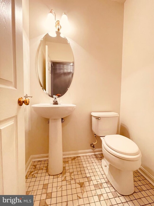 Building Photo - 14878 Geranium Ct