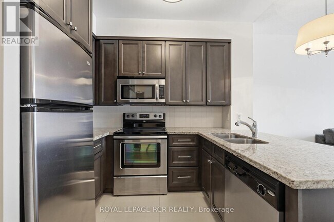 Photo du bâtiment - 30 N Park Rd