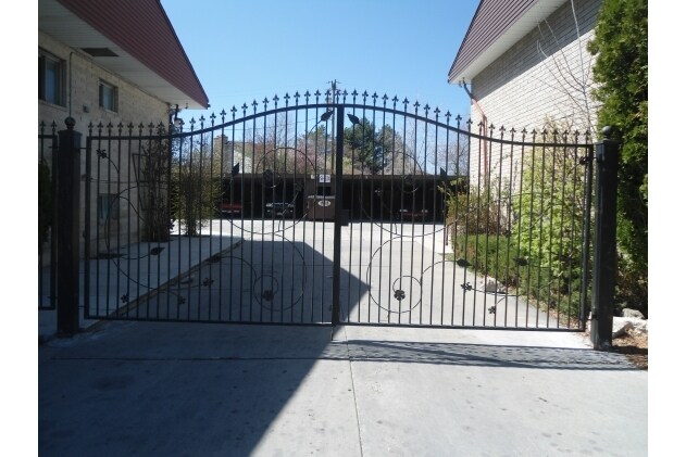 Foto del edificio - 4126-4136 S 3200 W