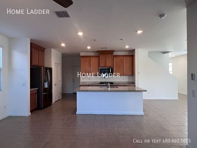 Foto del edificio - Stunning 4-Bedroom Home in Surprise, AZ!