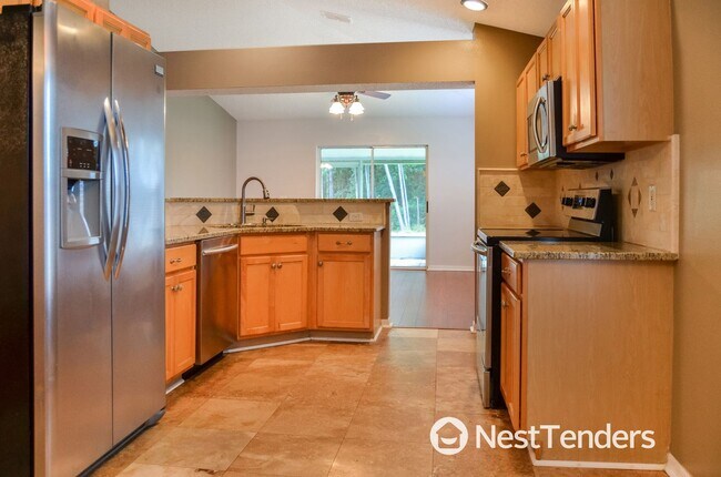 Foto del edificio - Four Bedrooms in Hickory Hill!