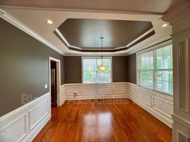 Building Photo - 121 Coffee Bluff Ln