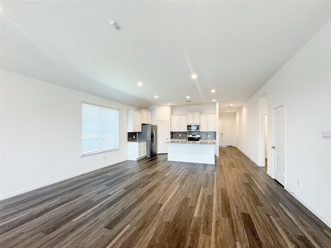 Foto del edificio - 519 Newcomb Holw Dr