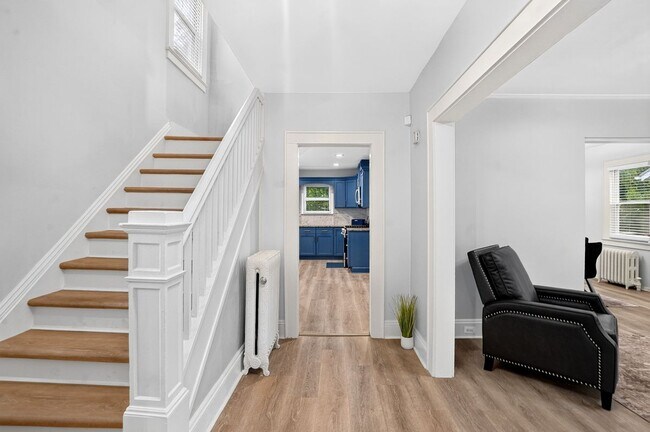 Foto del edificio - 639 Walsh Ave