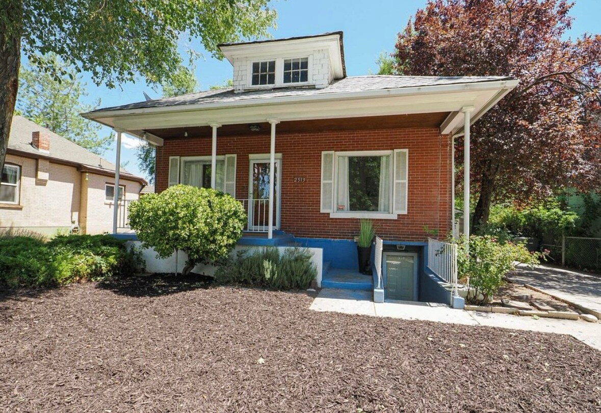 Foto principal - 2513 S Park St
