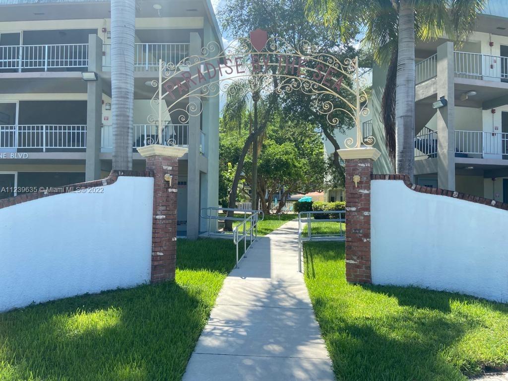 300 Layne Blvd Unit 208, Hallandale Beach, FL 33009 Condo for Rent in