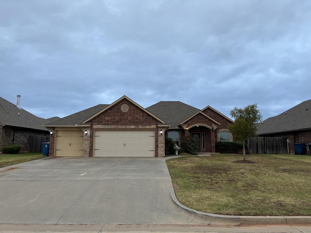 Primary Photo - 2121 Mill Creek Way