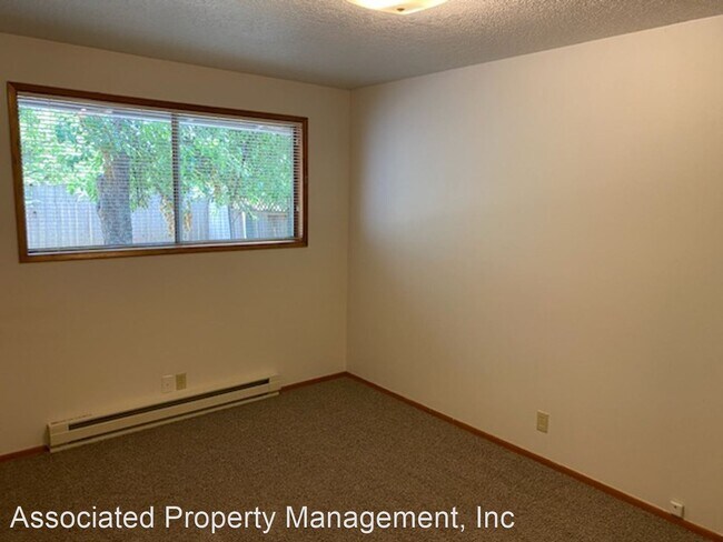 Building Photo - 2 br, 1 bath House - 2610 21st Ave.