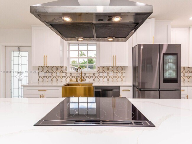 Foto del edificio - 521 SW 64th Way