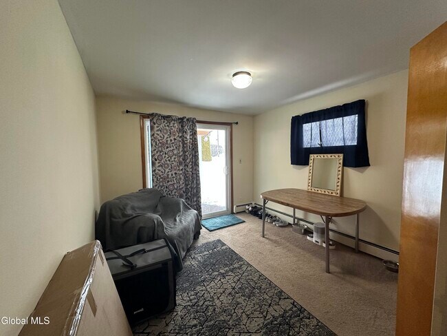 Foto del edificio - 4 University Pl