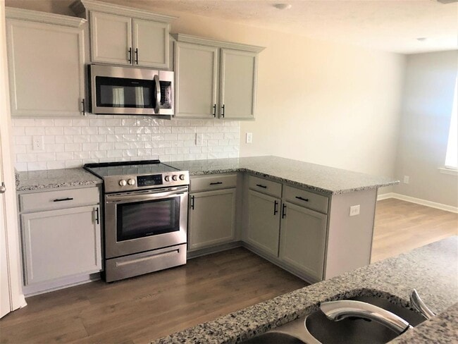 Building Photo - 1605 Calypso Dr