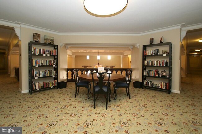 Foto del edificio - 4707 Connecticut Ave NW