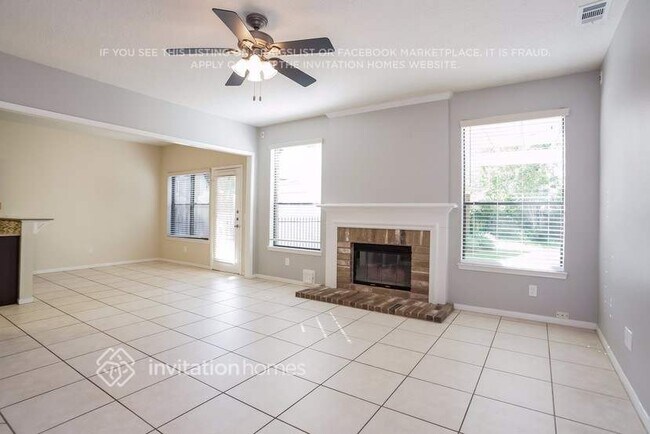 Building Photo - 2117 Shadow Bay Cir