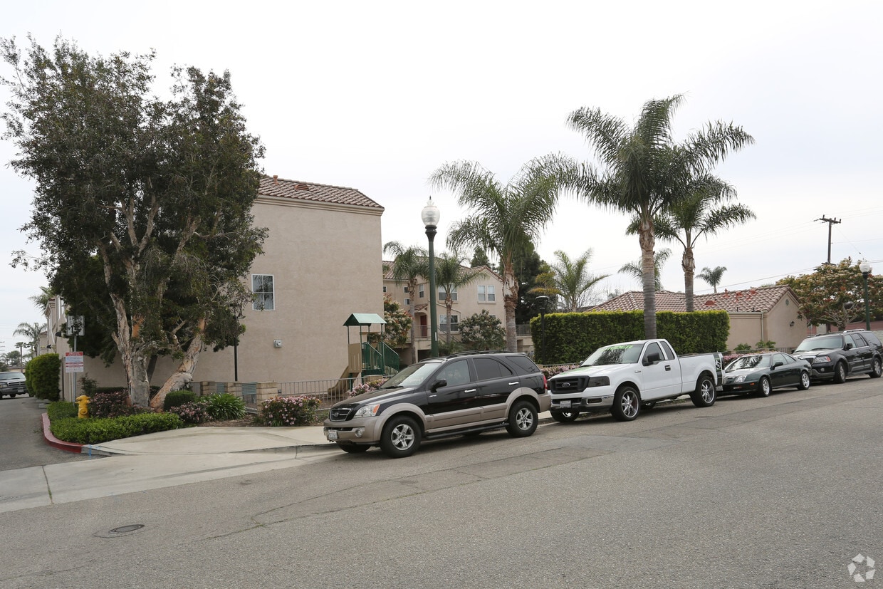 Primary Photo - Villa Solimar