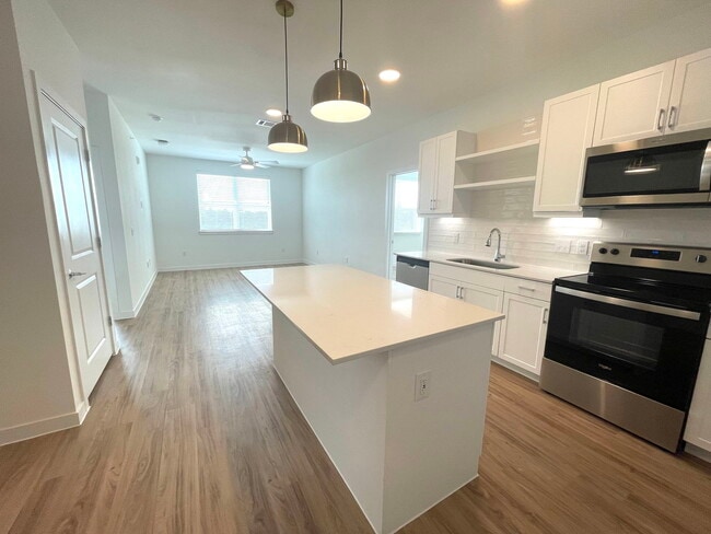 Foto del edificio - 1101 Abbeyglen Castle Dr