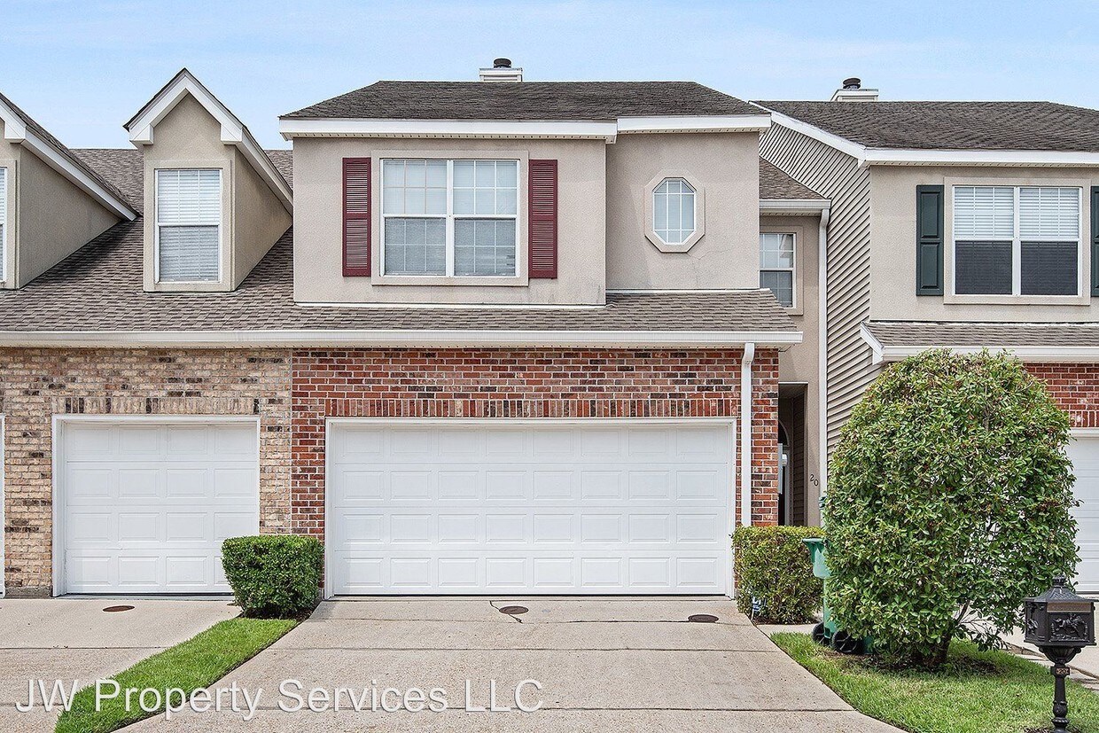Foto principal - 3 br, 2.5 bath House - 20 Nouveau Lane W.