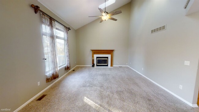 Building Photo - 5 br, 3.5 bath House - 3111 Tiger Lily Ct