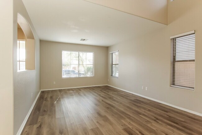 Foto del edificio - 1942 E Ebony Pl