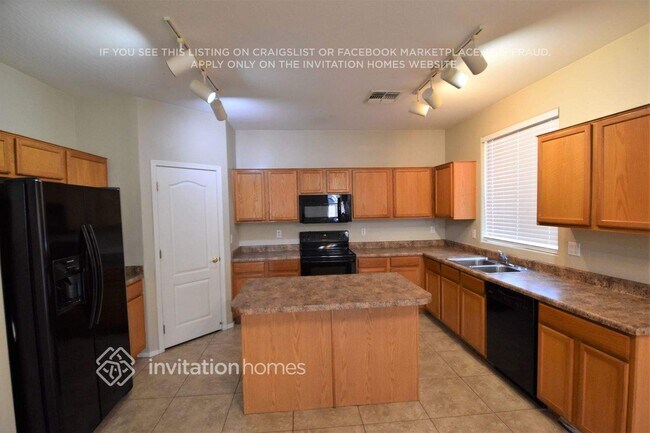 Foto del edificio - 3716 W Darrow St