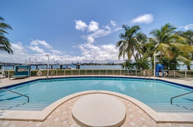 Foto del edificio - 650 West Ave